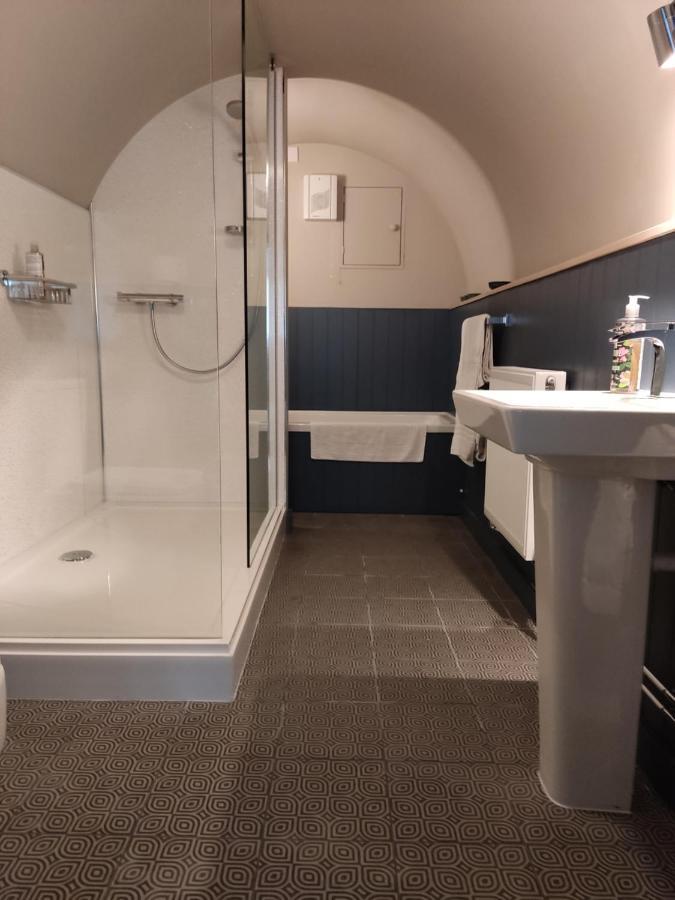 Beautiful Quiet Room In The Heart Of Holmfirth Ngoại thất bức ảnh
